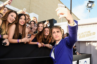 Illustration for article titled The Passion of the Bieber: A Star Attempts to Resurrect His Career
